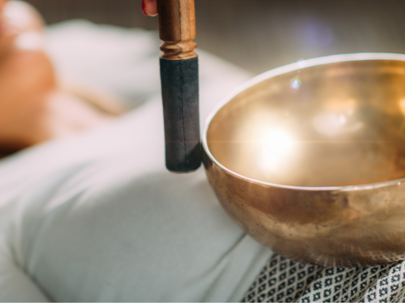 Massage sonore aux bols Tibétains et soin énergétique
